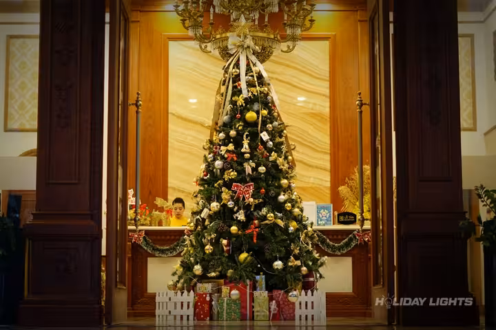 Custom commercial Christmas tree decoration for businesses and shopping centers in Boston